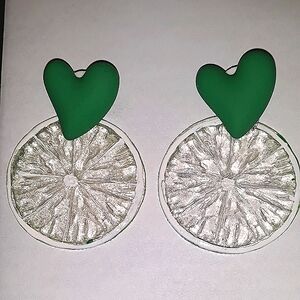 Lime Citrus Slice Heart Earrings Pierced Earrings Cute for Summer orVacation.New